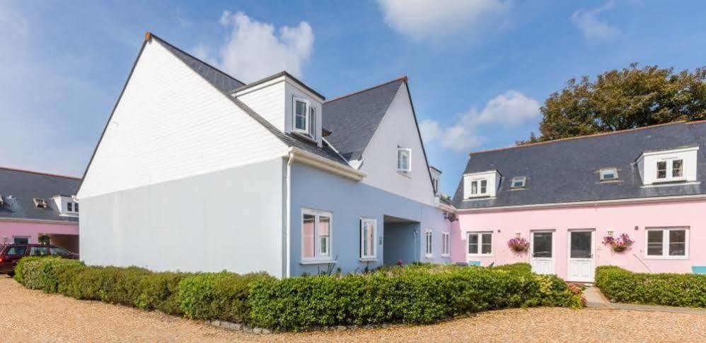 Ellingham Self-Catering Cottages Saint Peter Port Exterior foto